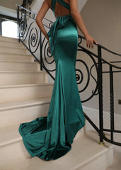 Red Carpet Ready Satin Gown - Emerald Green